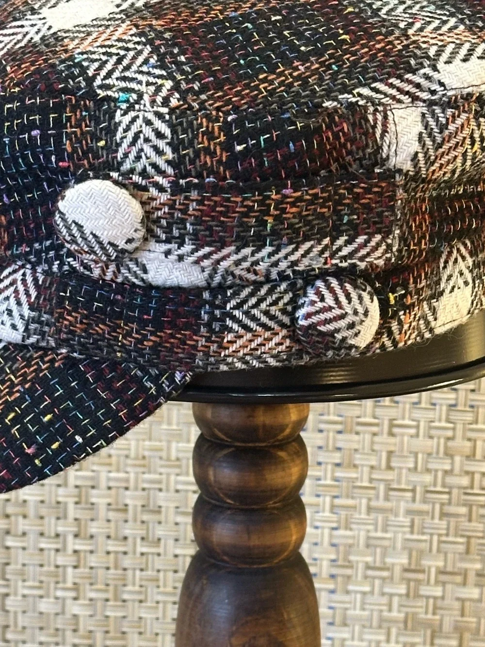VTG 2000s D&Y Plaid Wool Blend Tweed Newsboy Cap Cabbie Hat